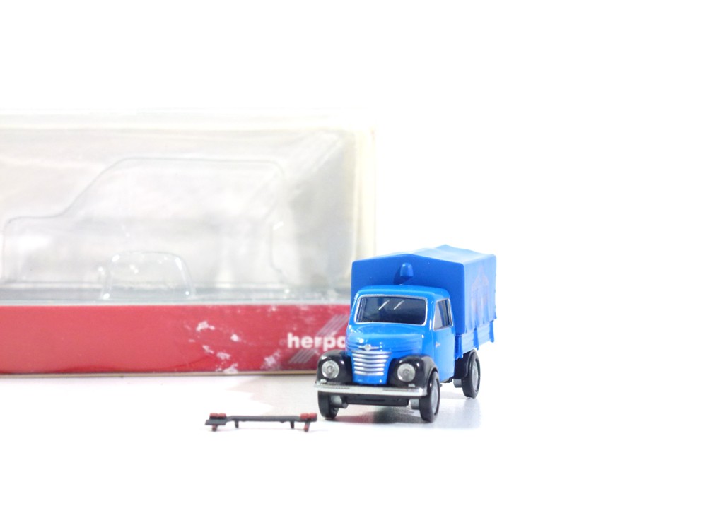 HERPA - Nákladní auto s plachtou - TT