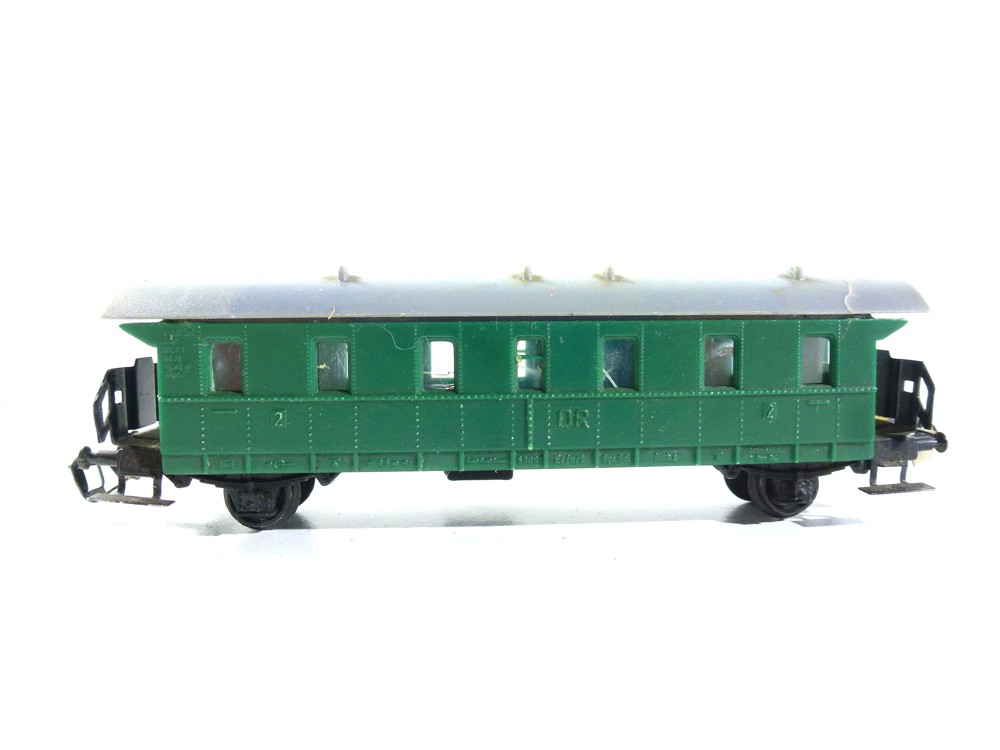 ZEUKE- Osobní vůz DR - TT