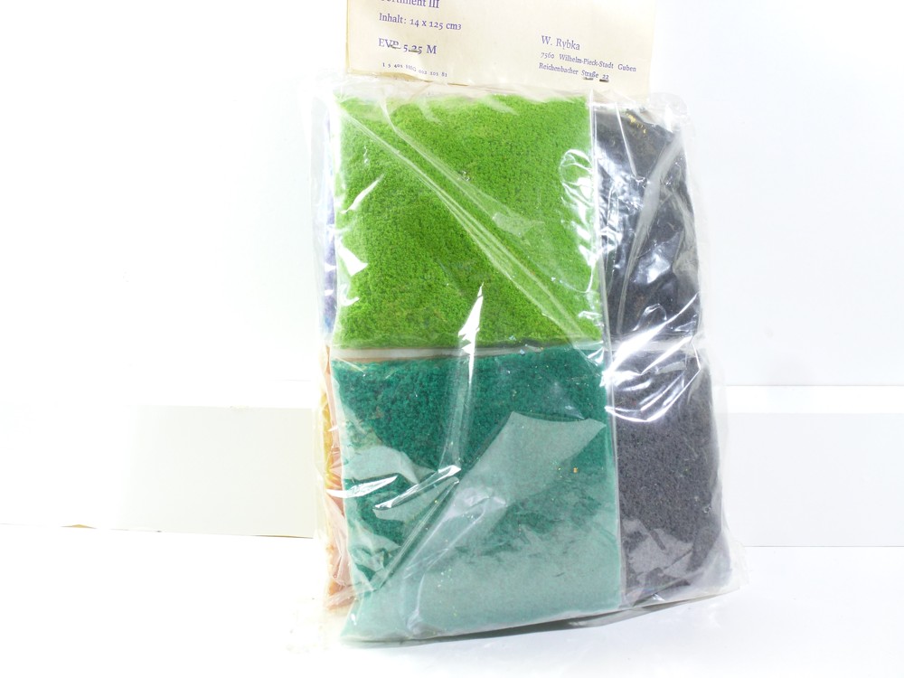 W. Rybka - Posypový materiál různé 86g TT