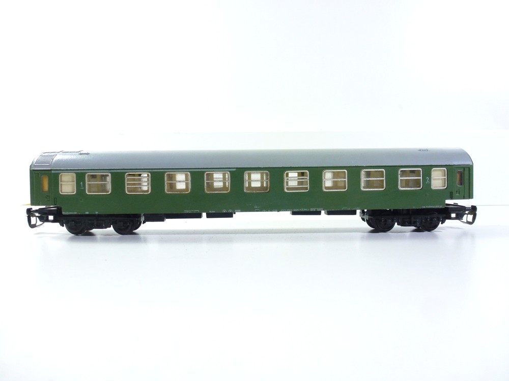 BTTB - Rychlíkový vůz 1,2 tř. DR - TT