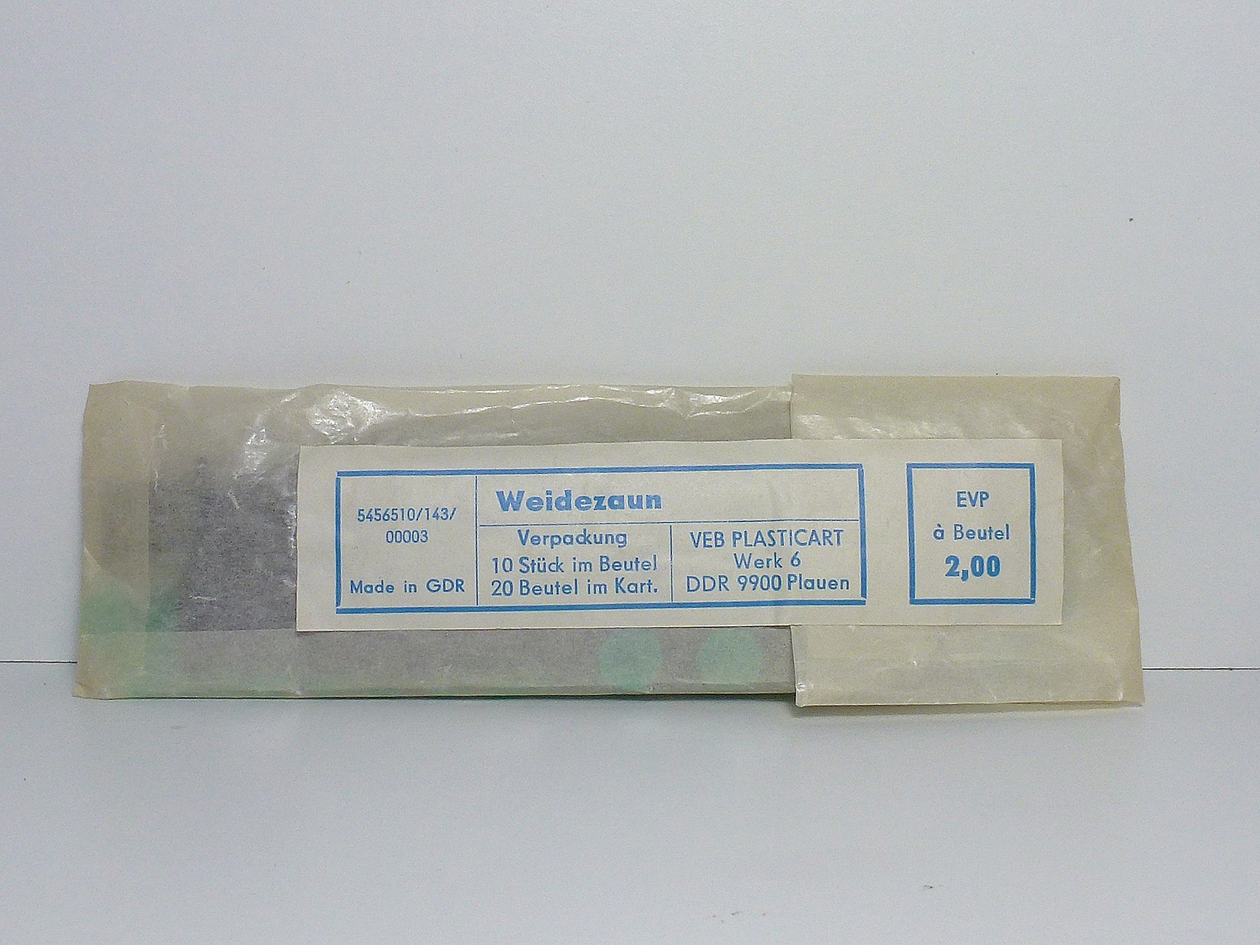 TT - Plot -  hnědý plastový, 10ks v balení