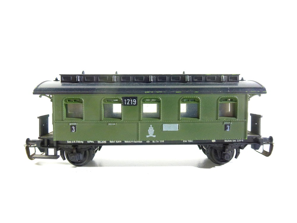 BTTB - Osobní vůz 1219 3. tř. - TT
