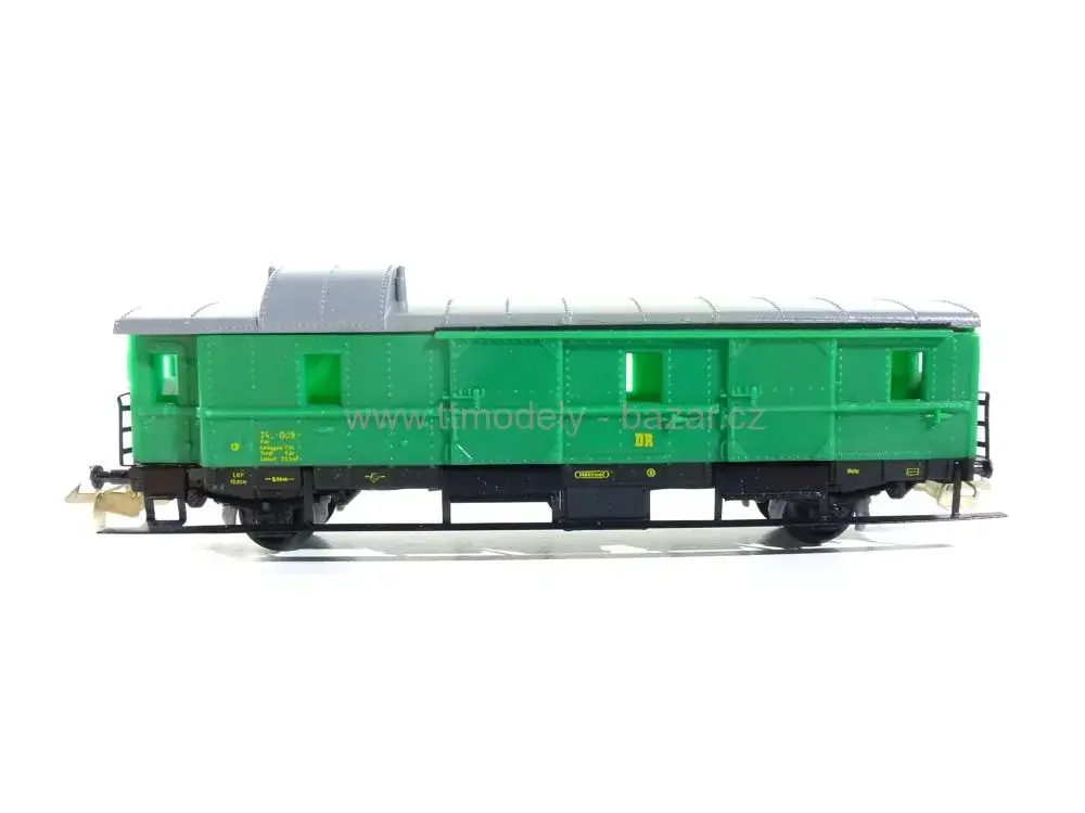 Zeuke - Služební vůz DR - TT