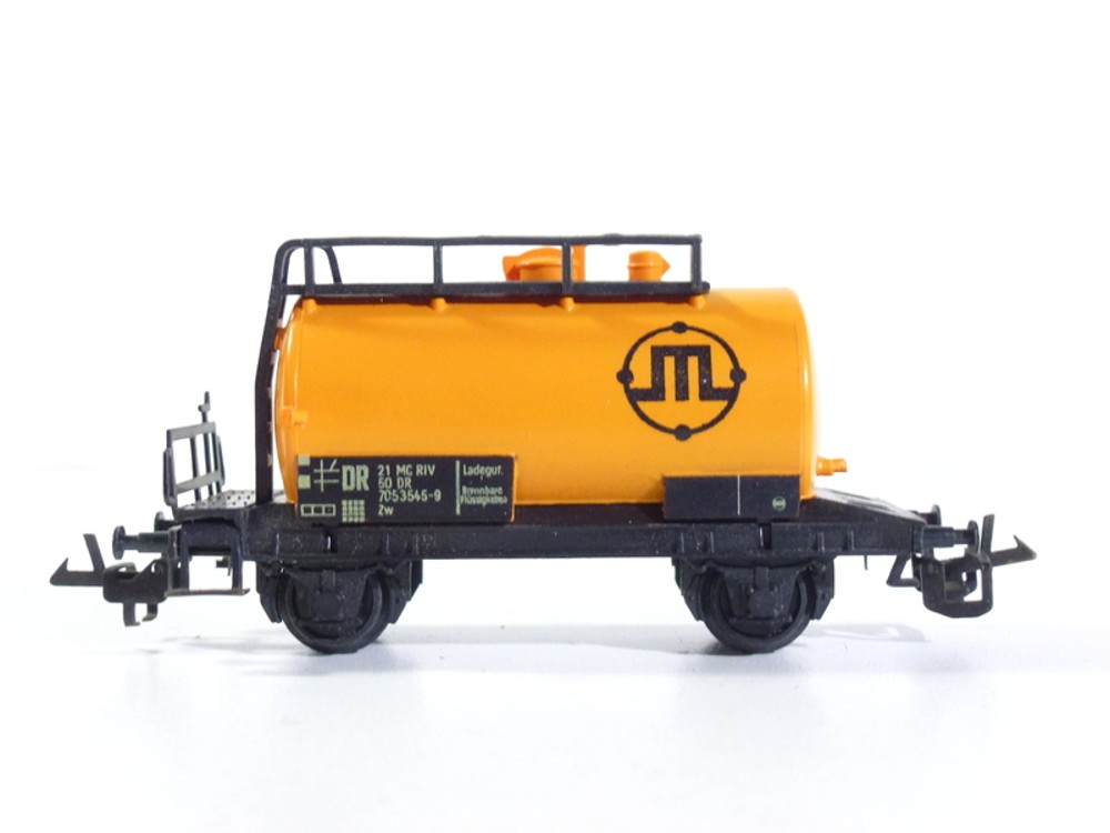 BTTB - Cisternový vůz M DR - TT