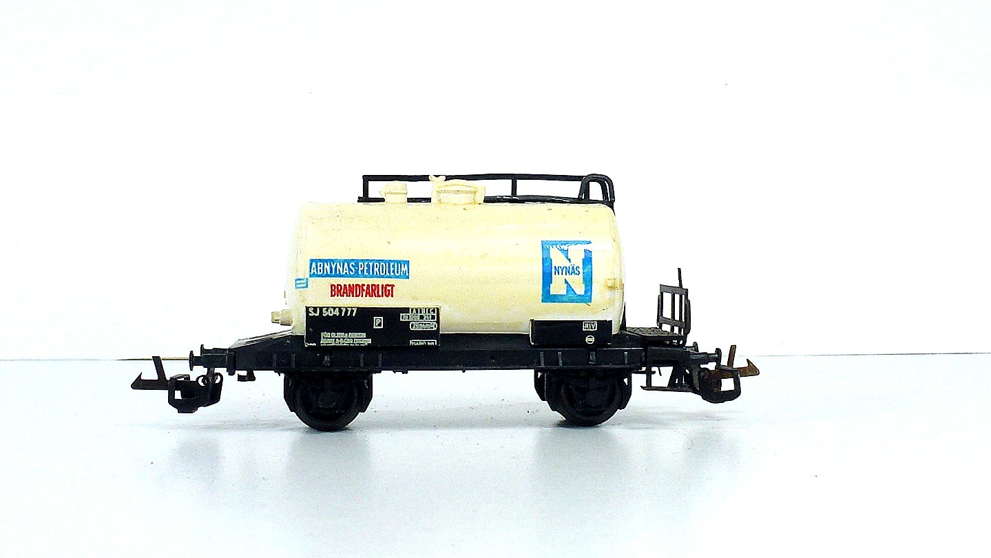 BTTB - Cisternový vůz NYNAS - TT