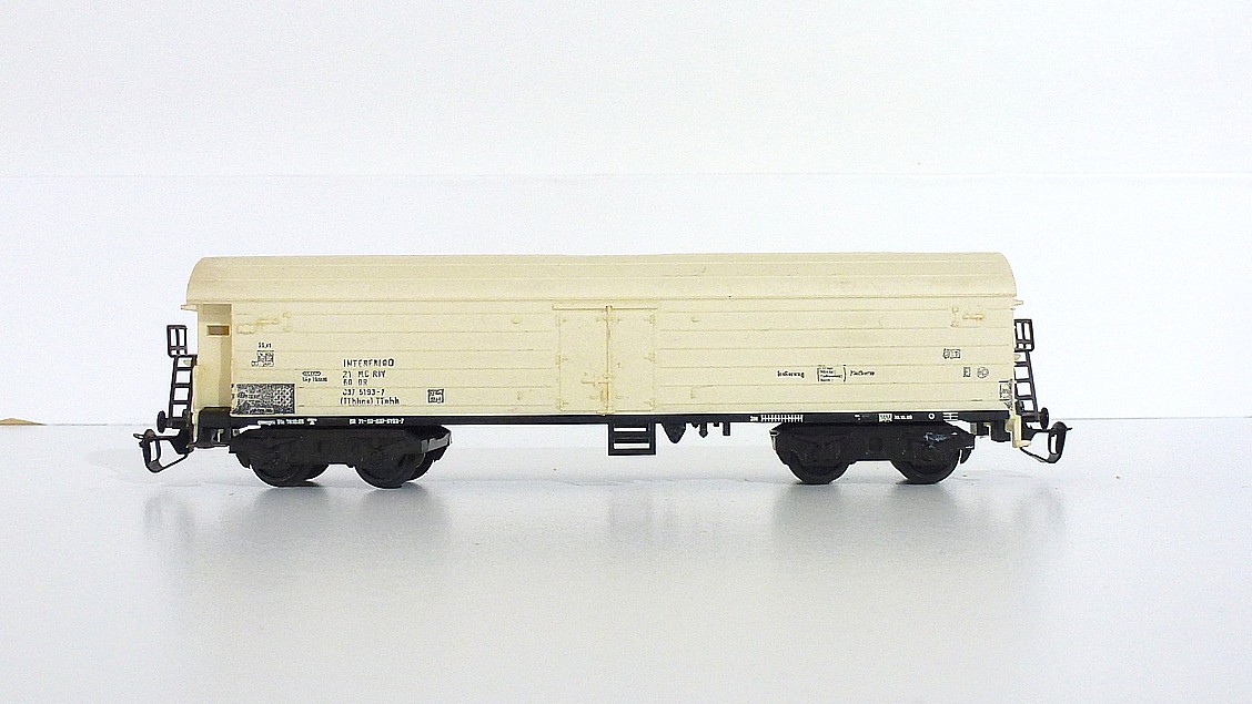 BTTB - Mrazírenský vůz INTERFRIGO DR - TT