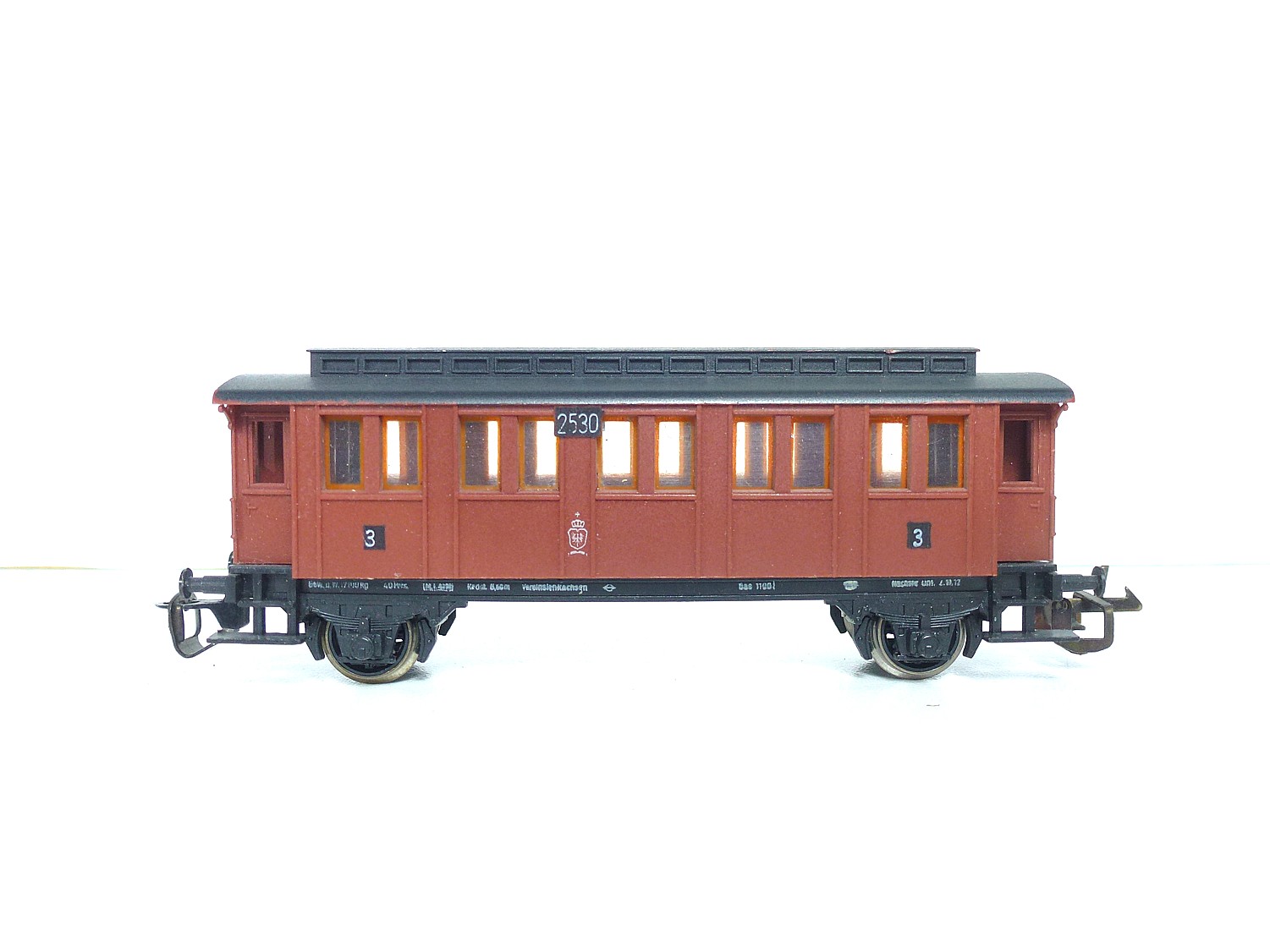 BTTB - Osobní vůz 3.tř  2530 - TT