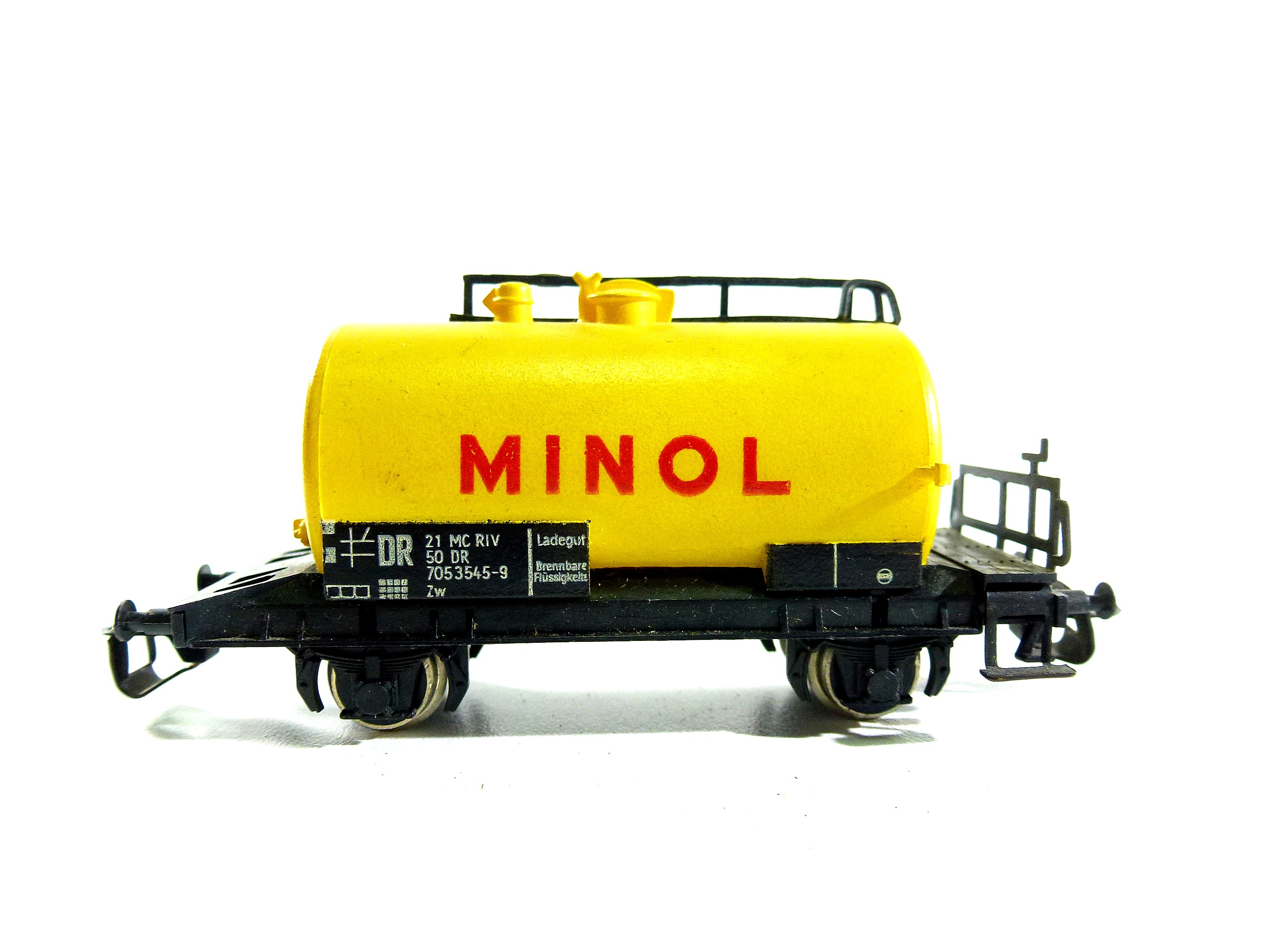 BTTB - Cisternový vůz MINOL DR - TT