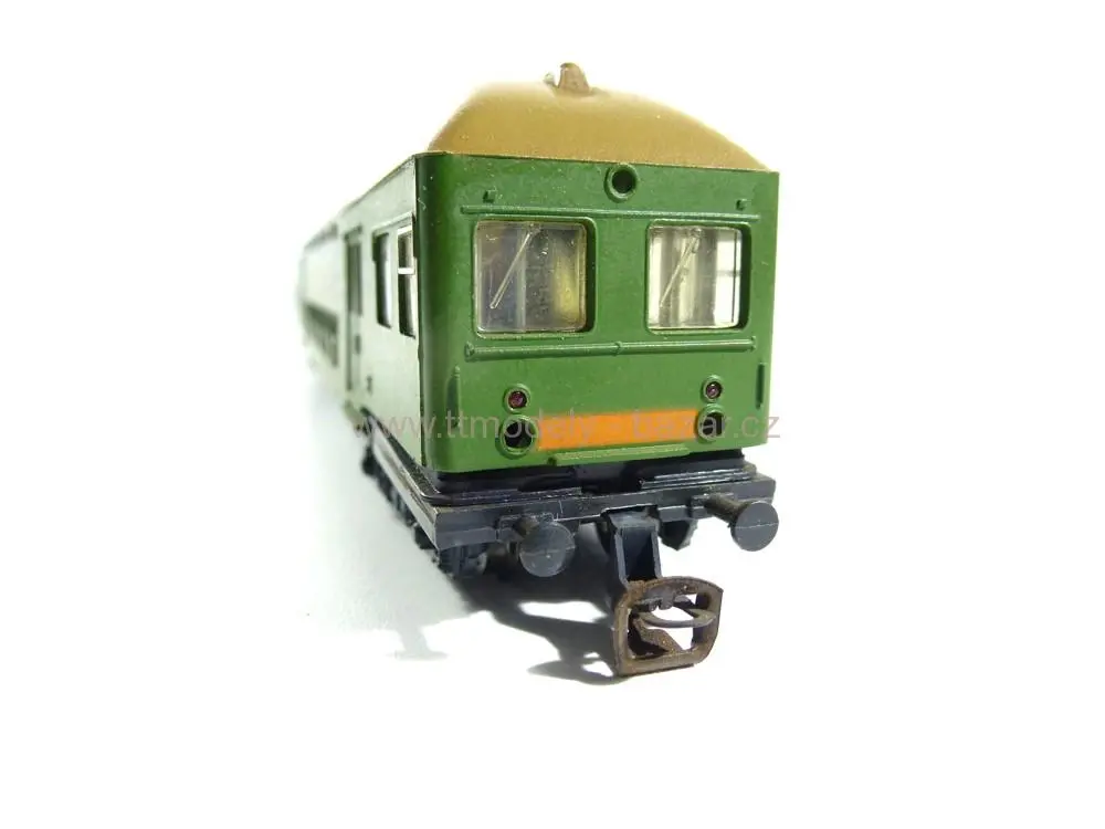 BTTB - Dvoudílná jednotka patrových vozů DR - TT
