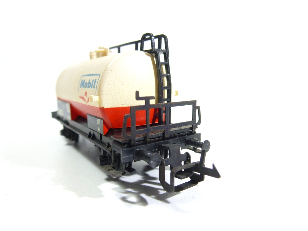 BTTB - Cisternový vůz Mobil - TT