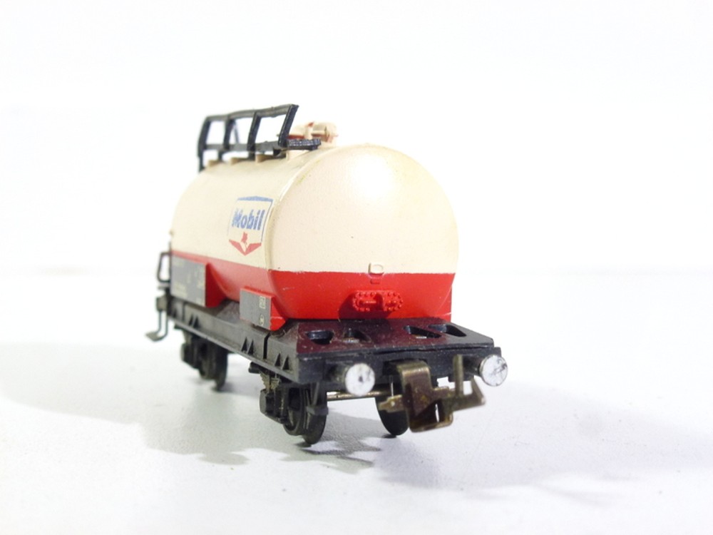 BTTB - Cisternový vůz Mobil - TT