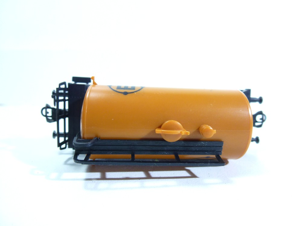 BTTB - Cisternový vůz M DR - TT