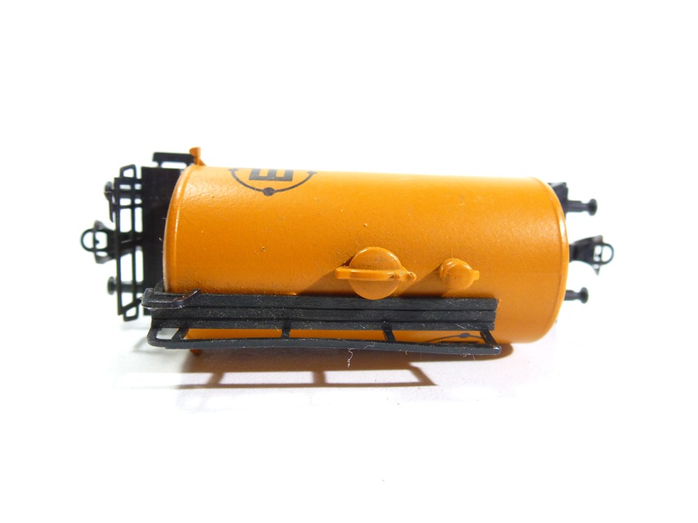 BTTB - Cisternový vůz M DR - TT