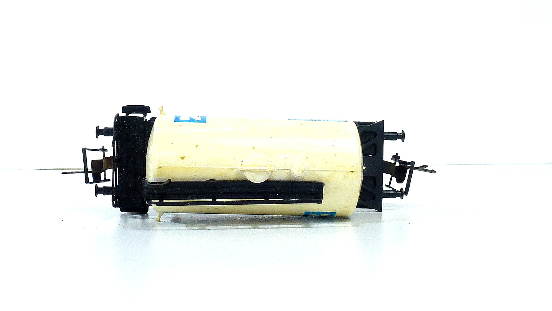 BTTB - Cisternový vůz NYNAS - TT